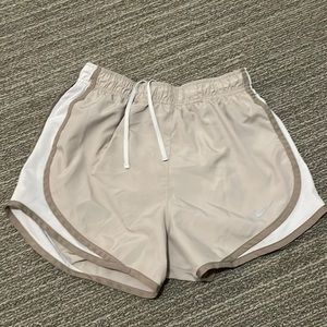 Nike Dry Tempo Shorts
